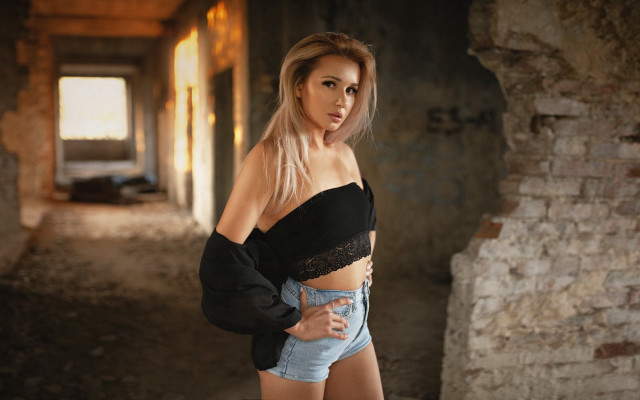 Blonde woman denim shorts brick #2 free wallpaper for desktop - medium preview image