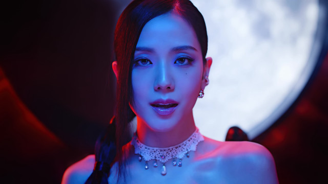 Goddess white dress moon jewelry free wallpaper for desktop - medium preview image