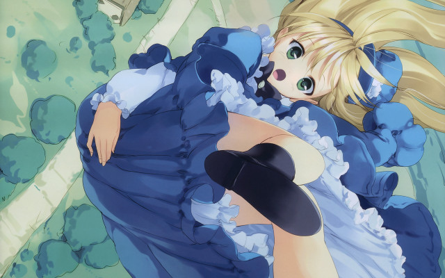 Surprised woman blue dress mouse free wallpaper for desktop - medium preview image