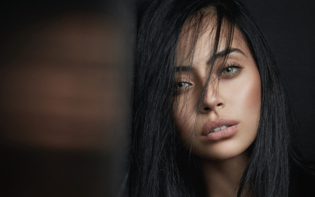 Alice mason black hair serious free wallpaper for desktop - medium preview image