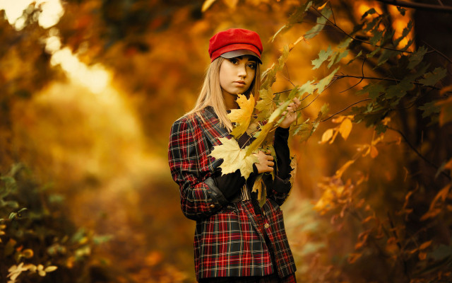 Woman leaf forest red hat free wallpaper for desktop - medium preview image