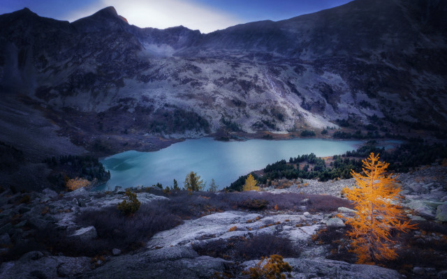 Lake mountains fullmoon forest autumn free wallpaper for desktop - medium preview image