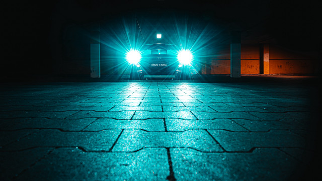 Green glowing car night shining free wallpaper for desktop - medium preview image