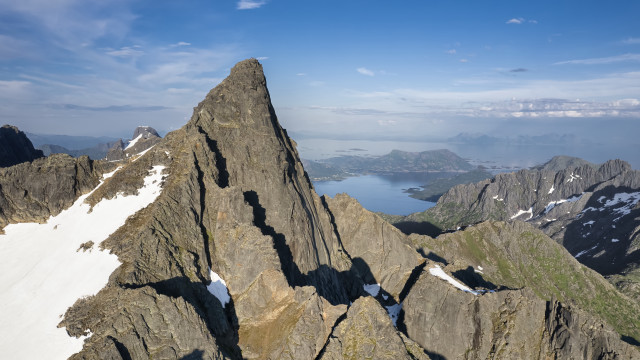 Mountain lake snowy background 4k free wallpaper for desktop - medium preview image
