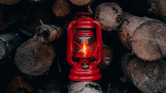 Red lantern pile logs romantic free wallpaper for desktop - medium preview image