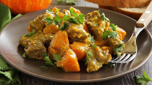 Plate meat vegetables fork bread free wallpaper for desktop - medium preview image