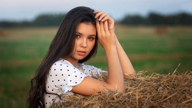 Girl hay pose bokeh outdoors free wallpaper for desktop - medium preview image