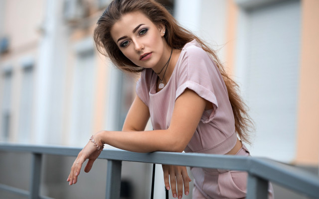 Elina karimova portrait asian bokeh free wallpaper for desktop - medium preview image