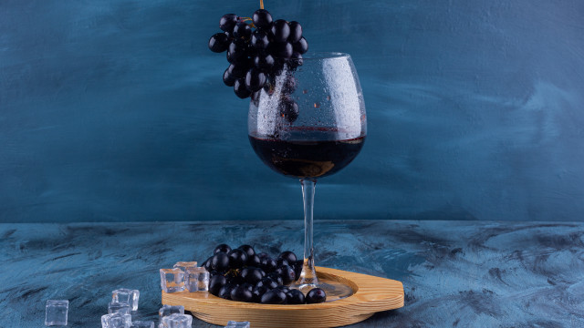 Wine grapes ice tray marble free wallpaper for desktop - medium preview image