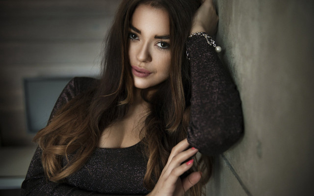 Elina karimova portrait serious leaning free wallpaper for desktop - medium preview image