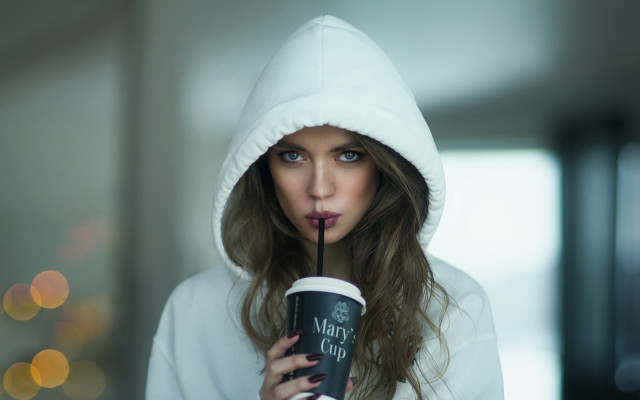 Eszter mattioni hoodie bubble tea free wallpaper for desktop - medium preview image