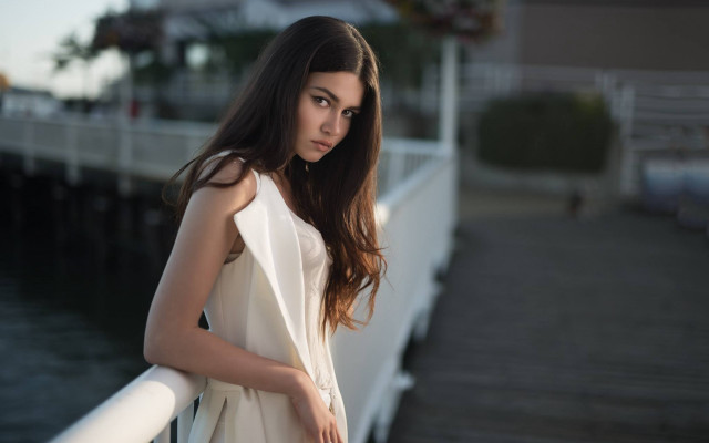 Pier woman white dress necklace free wallpaper for desktop - medium preview image