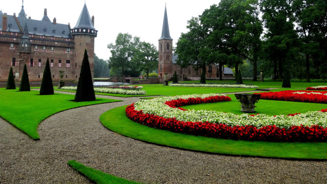 Large building garden fountain flowers free wallpaper for desktop - medium preview image