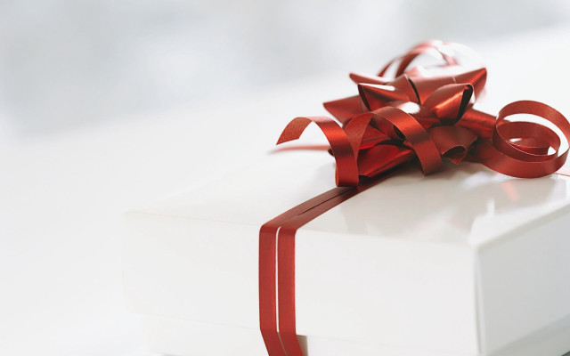 White box red ribbon bow #2 free wallpaper for desktop - medium preview image