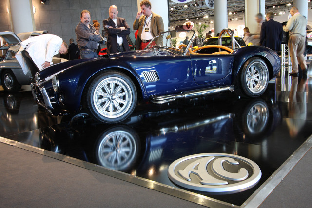 Car show display people suit free wallpaper for desktop - medium preview image