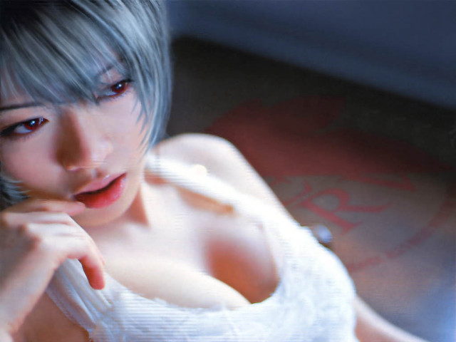 Grey haired woman white dress free wallpaper for desktop - medium preview image