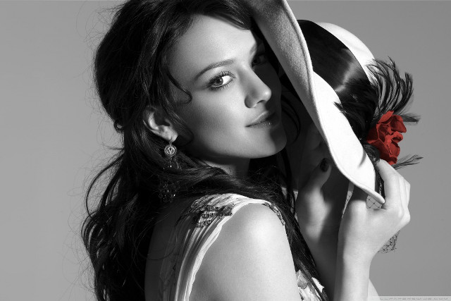 Woman hat feather posing picture free wallpaper for desktop - medium preview image