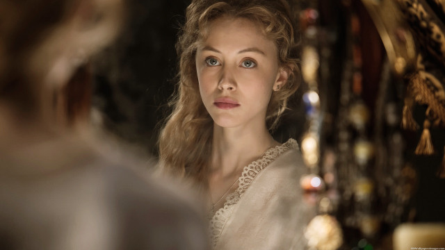 Woman mirror reflection background foreground free wallpaper for desktop - medium preview image