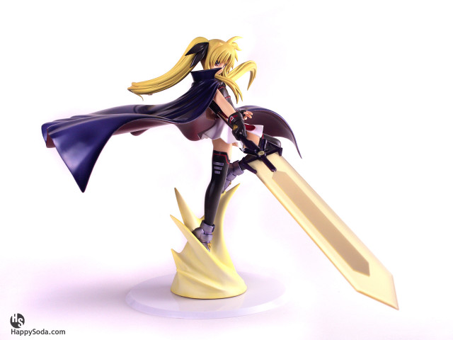Alice prin figurine sword magical free wallpaper for desktop - medium preview image