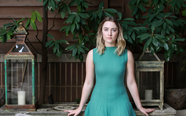 Woman green dress tree lanterns free wallpaper for desktop - medium preview image