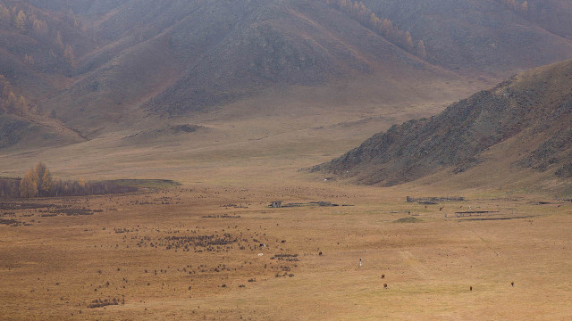 Open field mountain people landart free wallpaper for desktop - medium preview image