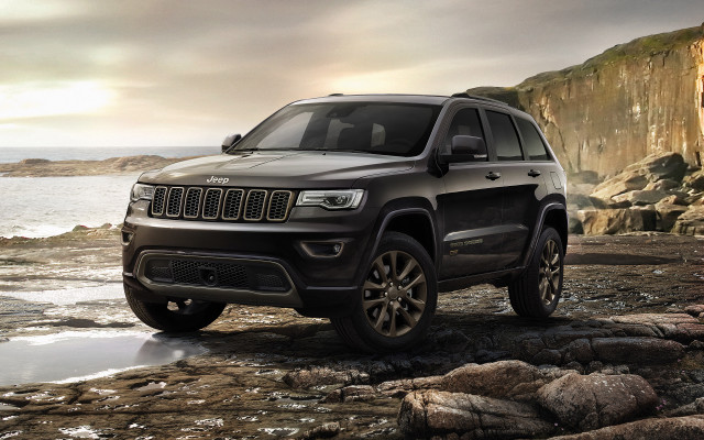Jeep rocky beach ocean cliff #2 free wallpaper for desktop - medium preview image