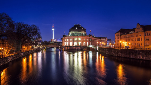 River city night lights berlin free wallpaper for desktop - medium preview image