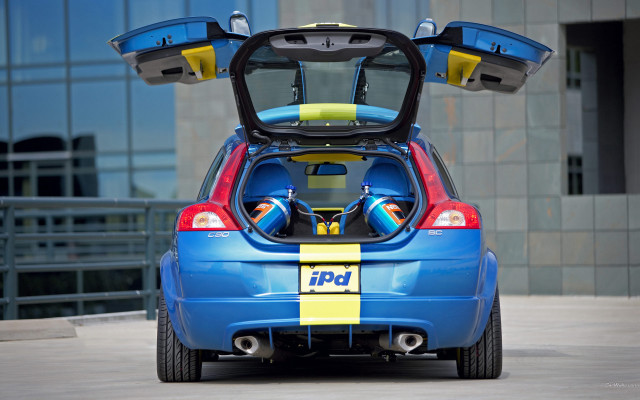 Blue car yellow blue stripe free wallpaper for desktop - medium preview image