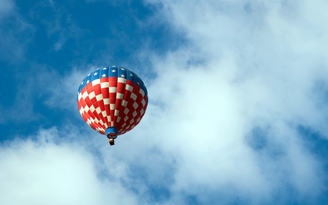 Hot air balloon cloudy blue free wallpaper for desktop - medium preview image