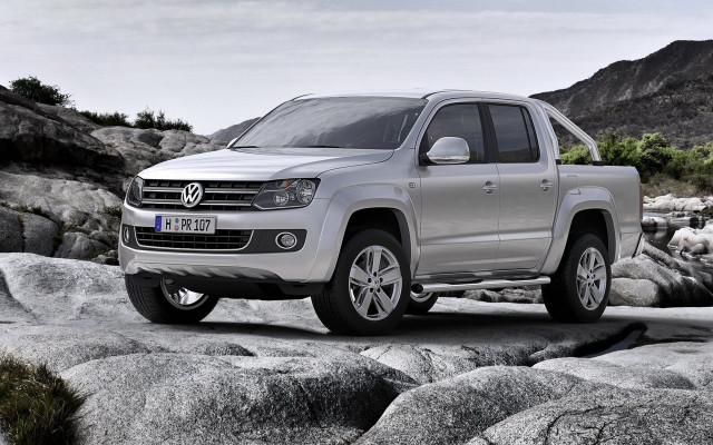 Silver volkswagen amarno pickup mountain free wallpaper for desktop - medium preview image