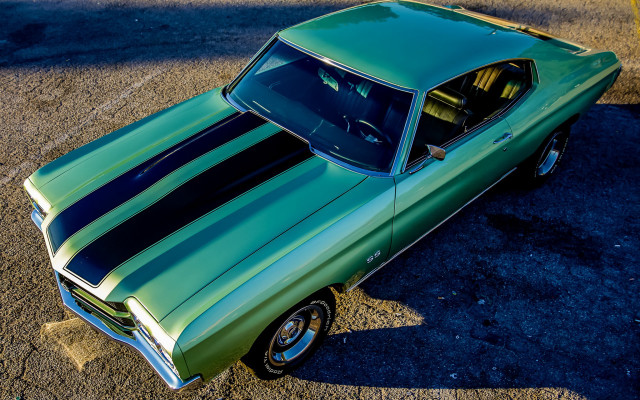 Green car fire hydrant astronomy free wallpaper for desktop - medium preview image