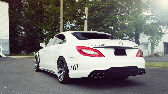 White mercedes benz coupe parking free wallpaper for desktop - medium preview image