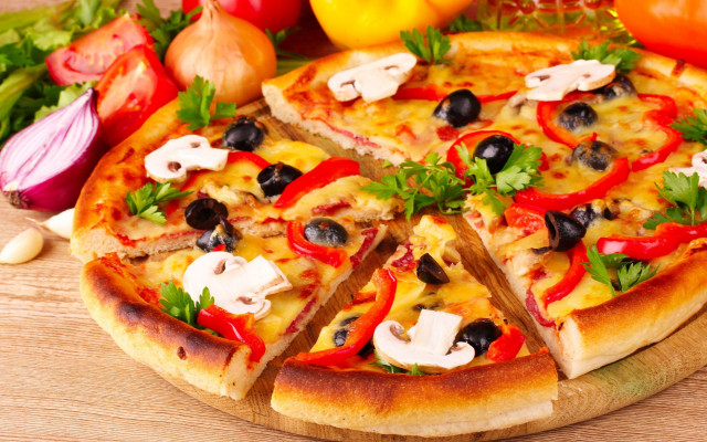 Pizza toppings wooden board autumn free wallpaper for desktop - medium preview image