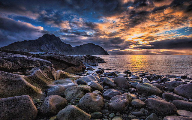 Rocky beach sunset mountains clouds free wallpaper for desktop - medium preview image