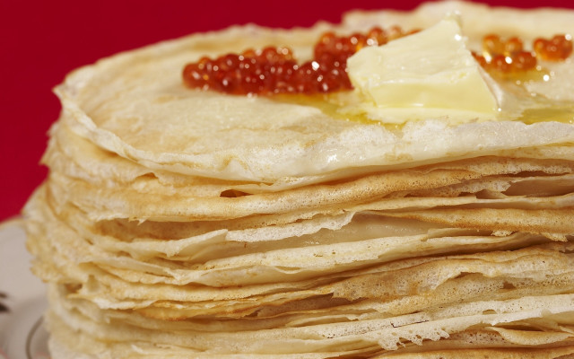 Pancakes jam butter plate red free wallpaper for desktop - medium preview image
