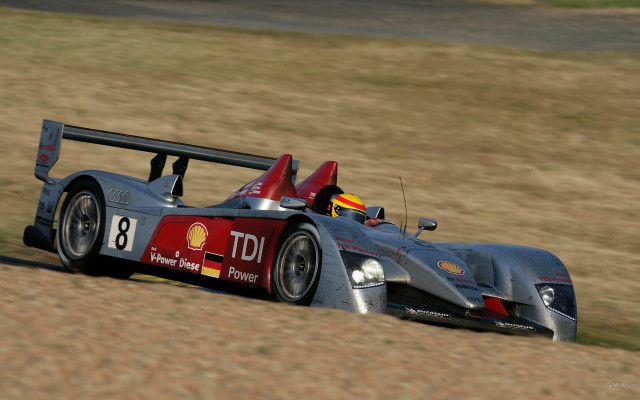 Race car track helmet motion free wallpaper for desktop - medium preview image