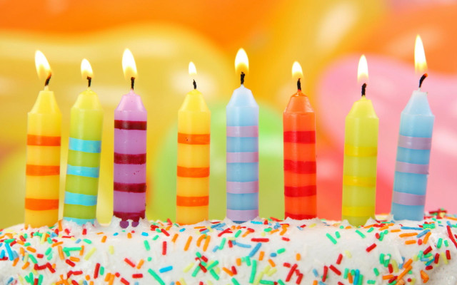 Birthday cake candles sprinkles celebration free wallpaper for desktop - medium preview image