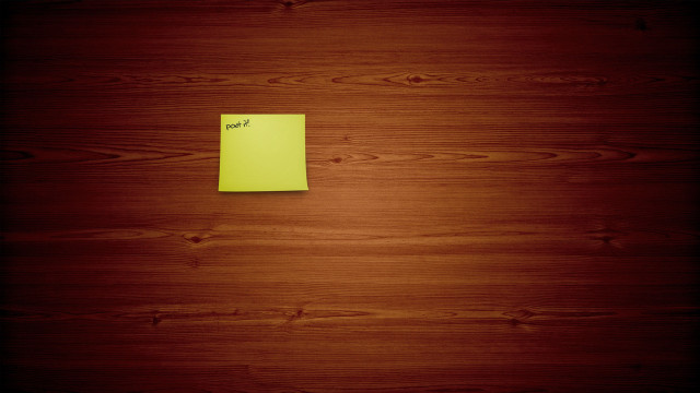 Sticky note wooden surface postminimalism free wallpaper for desktop - medium preview image