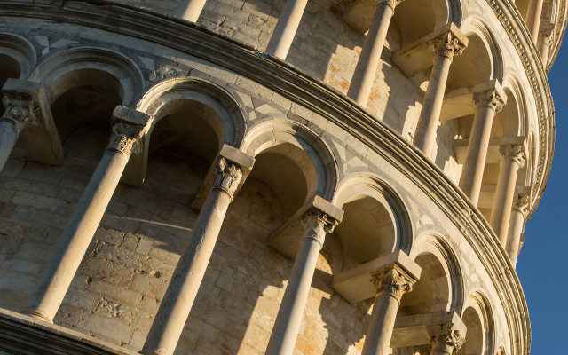 Tower clock roman tilt shift free wallpaper for desktop - medium preview image
