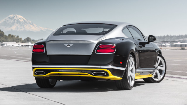 Black car yellow trim runway free wallpaper for desktop - medium preview image