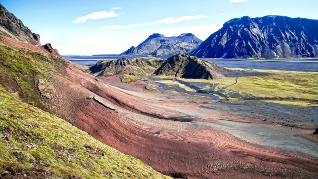 Mountain range river landscape nature free wallpaper for desktop - medium preview image
