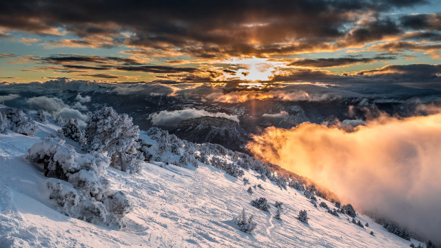 Snowy mountain sun clouds dusk free wallpaper for desktop - medium preview image