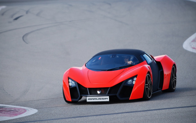 Red sports car racing numberplate free wallpaper for desktop - medium preview image