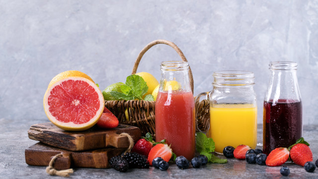 Fruit basket juice strawberry apple free wallpaper for desktop - medium preview image