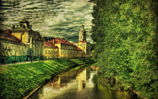 River forest buildings cloudy day free wallpaper for desktop - medium preview image
