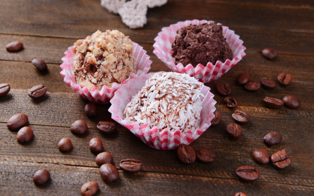 Desserts coffee beans doily lyco free wallpaper for desktop - medium preview image