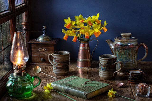 Arts and crafts still life free wallpaper for desktop - medium preview image