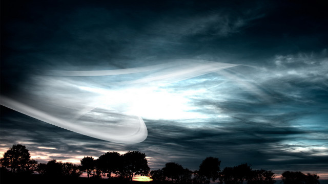 Dark sky clouds bright light free wallpaper for desktop - medium preview image