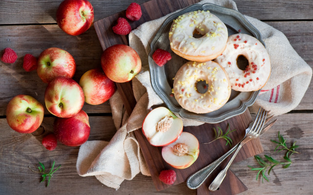 Donuts apples tablecloth spoons knife free wallpaper for desktop - medium preview image