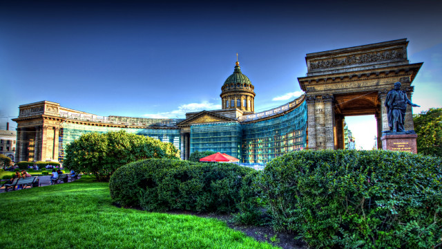 Dome statue park neoclassical architecture free wallpaper for desktop - medium preview image